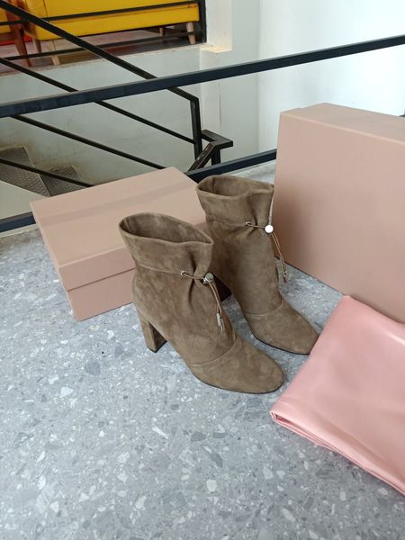designer womens boots luxury tan suede elastic cord round head high heel boots with box size 34-40, Black
designer womens boots luxury tan suede elastic cord round head high heel boots with box size 34-40, Black