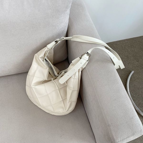 new retro dumpling bag womens rhombus casual large capacity shoulder bag crossbody bags
new retro dumpling bag womens rhombus casual large capacity shoulder bag crossbody bags