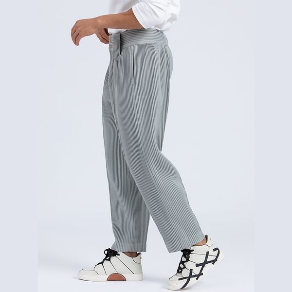 iefb men's clothing japanese streetwear fashion pleated pants autumn winter mid seam casual trousers for man harem pants lj201221, Black
iefb men's clothing japanese streetwear fashion pleated pants autumn winter mid seam casual trousers for man harem pants lj201221, Black