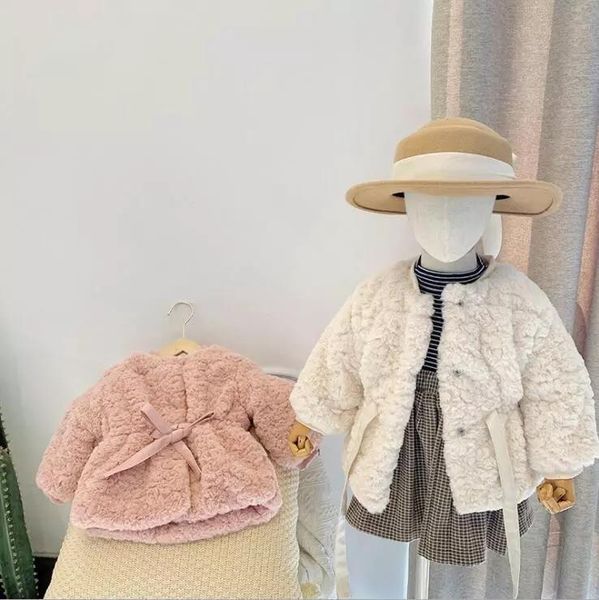 2020 new style girls thicken fleece coat winter cotton full sleeve fashion girls jacket 1-6 years, Blue;gray
2020 new style girls thicken fleece coat winter cotton full sleeve fashion girls jacket 1-6 years, Blue;gray