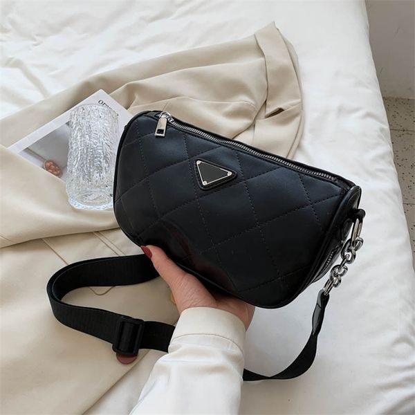 new spring and summer simple fashion canvas belt solid color diagonal shoulder bag urban commuting easy to take the trend single
new spring and summer simple fashion canvas belt solid color diagonal shoulder bag urban commuting easy to take the trend single