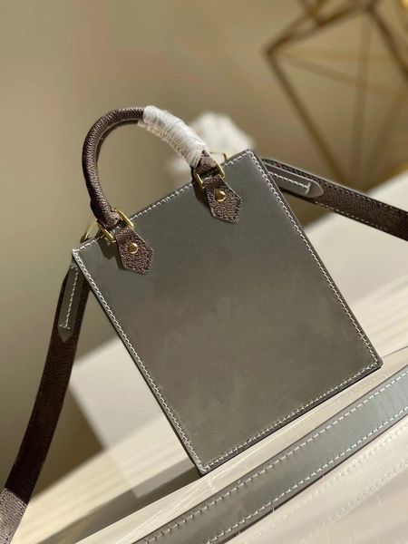 m90564 petit sac plat bag metallic patent leather handbag cross body bag with removable shoulder strap lady purse messenger bag petit noe
m90564 petit sac plat bag metallic patent leather handbag cross body bag with removable shoulder strap lady purse messenger bag petit noe