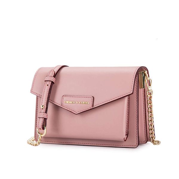 luxurys designers chain with c k postman women's 2021 new korean style one shoulder slanting flip versatile small square bag
luxurys designers chain with c k postman women's 2021 new korean style one shoulder slanting flip versatile small square bag
