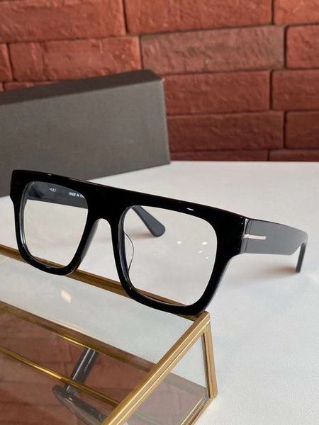 fashion eyeglasses frame 0847 black/transparent protection lenses sunglasses des lunettes de soleil men sunglasses shades with box, Silver
fashion eyeglasses frame 0847 black/transparent protection lenses sunglasses des lunettes de soleil men sunglasses shades with box, Silver