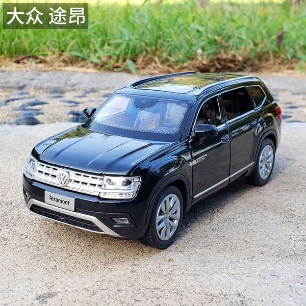 1: 32 volkswagen tuang suv cross country alloy original factory simulation metal car model ornament acousto optic toys
1: 32 volkswagen tuang suv cross country alloy original factory simulation metal car model ornament acousto optic toys