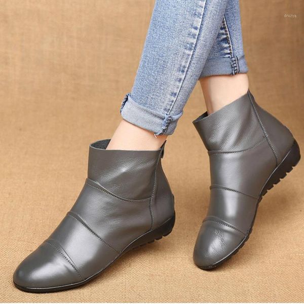 new arrive genuine leather boots buckle women boots flats winter shoes ladies female autumn black,white,beige a1-2211
new arrive genuine leather boots buckle women boots flats winter shoes ladies female autumn black,white,beige a1-2211