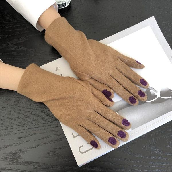 five fingers gloves crative nail polish embroidery cashmere women wool velvet thick female winter warm driving, Blue;gray
five fingers gloves crative nail polish embroidery cashmere women wool velvet thick female winter warm driving, Blue;gray
