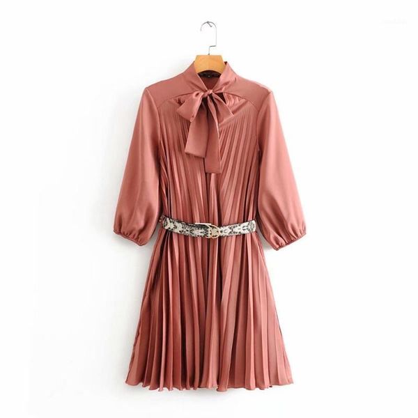 casual dresses 2021 women elegant v neck solid color belt pleated dress female three quarter sleeve vestido chic slim ds32101, Black;gray
casual dresses 2021 women elegant v neck solid color belt pleated dress female three quarter sleeve vestido chic slim ds32101, Black;gray