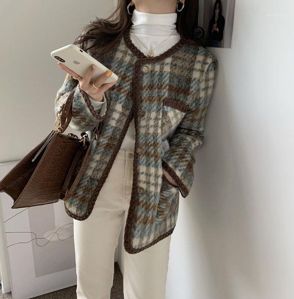 autumn/winter retro button-up wool coat warm cardigan elegant plaid patchwork short wool coats and jacket women korean clothing1, Black
autumn/winter retro button-up wool coat warm cardigan elegant plaid patchwork short wool coats and jacket women korean clothing1, Black