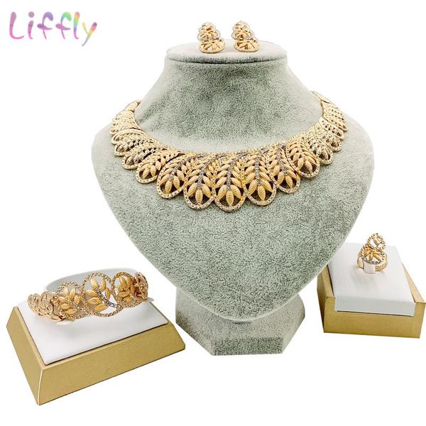 nigeria jewelry coconut tree pattern fashion big necklace earrings ring bracelet women jewelry sets, Silver
nigeria jewelry coconut tree pattern fashion big necklace earrings ring bracelet women jewelry sets, Silver