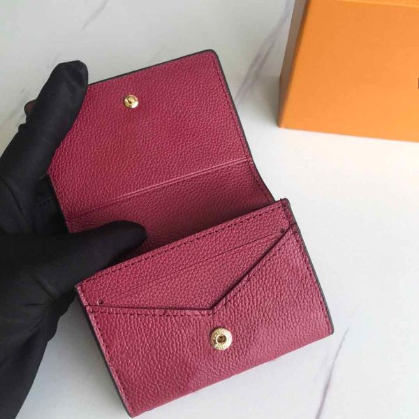 design genuine leather short wallet for women brand wallet clutch hasp purse wallet with original box, Black;red
design genuine leather short wallet for women brand wallet clutch hasp purse wallet with original box, Black;red