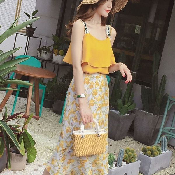 2021 new piece women summer chiffon floral skirt outfits beach suit qmo6, White
2021 new piece women summer chiffon floral skirt outfits beach suit qmo6, White