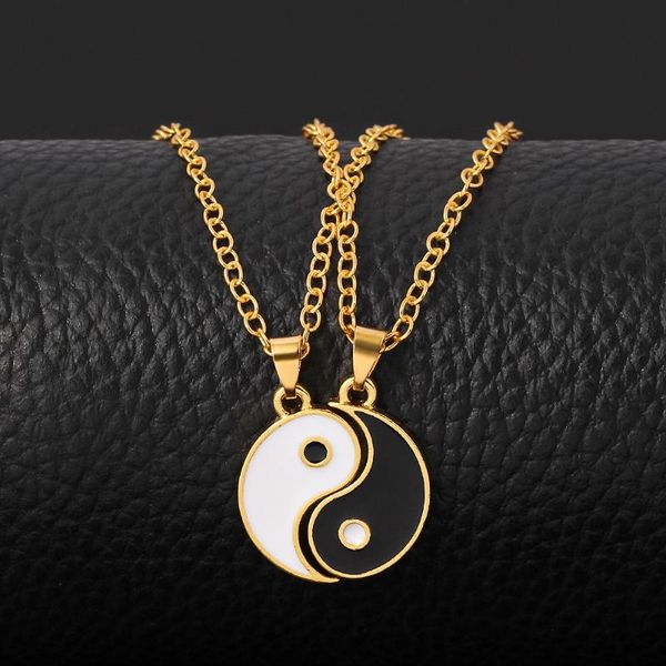 golden tai chi couple necklace traditional chinese style and taoist tradition is the gift for friends, Silver
golden tai chi couple necklace traditional chinese style and taoist tradition is the gift for friends, Silver