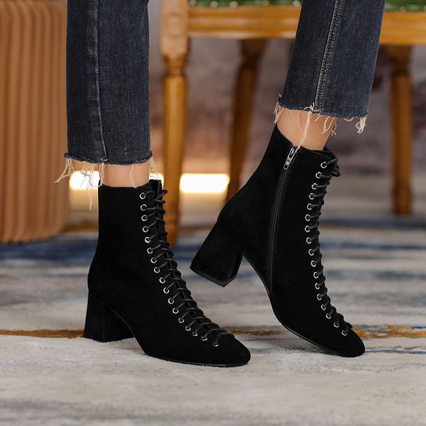 verconas fashion woman ankle boots genuine leather handmade autumn winter boots cross-tied high heels boots woman, Black
verconas fashion woman ankle boots genuine leather handmade autumn winter boots cross-tied high heels boots woman, Black
