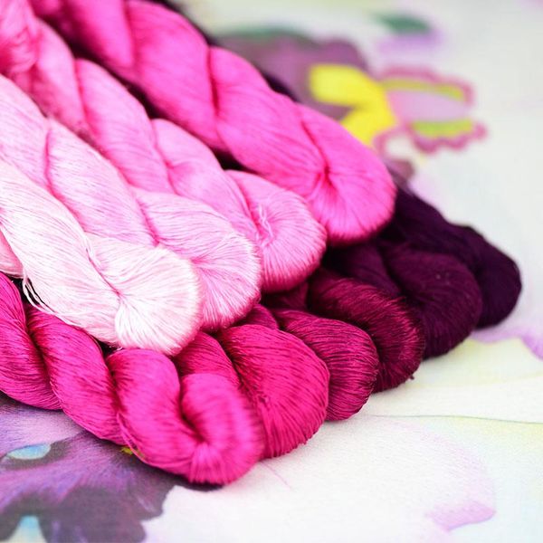 yarn 1pcs/400m silk embroidery thread / 100% /hand embroider cross stitch/rose red series/10 pure colors, Black;white
yarn 1pcs/400m silk embroidery thread / 100% /hand embroider cross stitch/rose red series/10 pure colors, Black;white