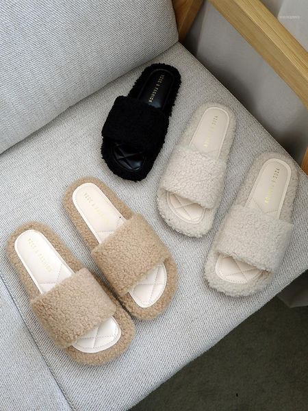 female shoes winter woman slipper flock slides fashion fur flip flops 2020 soft luxury plush flat basic rubber rome pu flock1, Black
female shoes winter woman slipper flock slides fashion fur flip flops 2020 soft luxury plush flat basic rubber rome pu flock1, Black