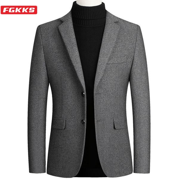 fgkks quality brand men fashion blazers men's slim fit casual blazer jackets retro luxurious long sleeve suit male q1216, White;black
fgkks quality brand men fashion blazers men's slim fit casual blazer jackets retro luxurious long sleeve suit male q1216, White;black