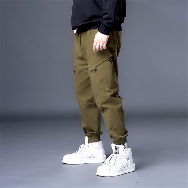 plus 7xl 6xl xxxxxl men hip hop black cargo pants joggers sweatpants overalls men streetwear harem pants women fashions trousers q1217
plus 7xl 6xl xxxxxl men hip hop black cargo pants joggers sweatpants overalls men streetwear harem pants women fashions trousers q1217