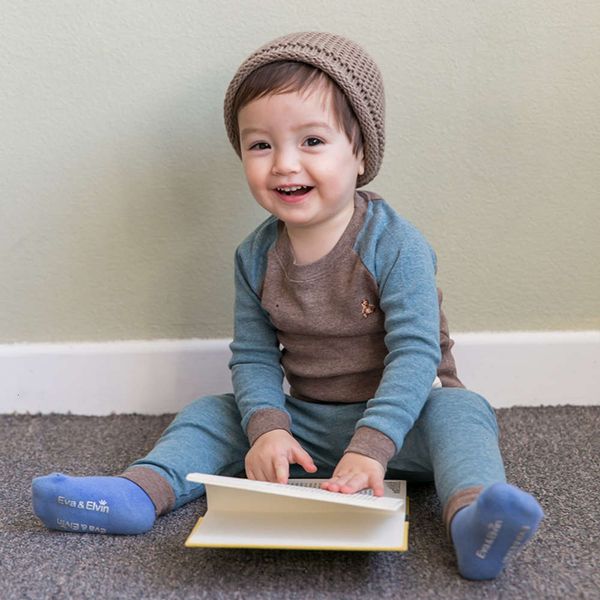 home winter long sve korean autumn and service children's set pure color cotton pajamas infant underwear uryr, Blue;red
home winter long sve korean autumn and service children's set pure color cotton pajamas infant underwear uryr, Blue;red