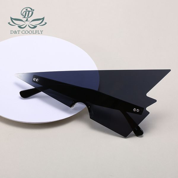 most 2020 d&t fashion asymmetry striking sunglasses brand designer pc focus frame lens triangle new women party men mtaag, White;black
most 2020 d&t fashion asymmetry striking sunglasses brand designer pc focus frame lens triangle new women party men mtaag, White;black