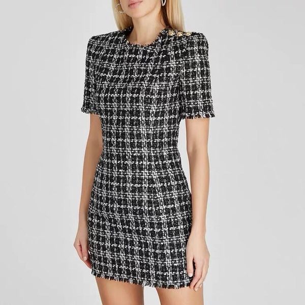 europe station light luxury simple slim temperament short sleeved dress tweed plaid bag hip a short skirt style, Black;gray
europe station light luxury simple slim temperament short sleeved dress tweed plaid bag hip a short skirt style, Black;gray