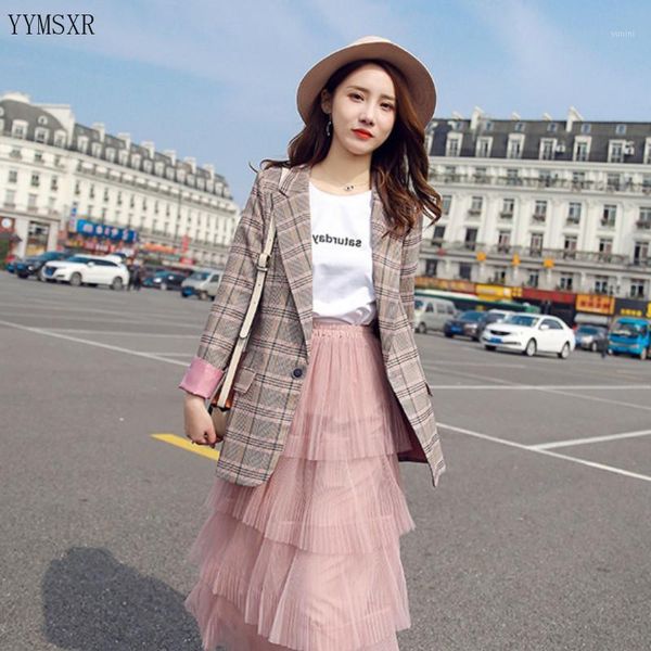 2020 spring and autumn casual ladies jacket elegant checked ladies mid-length blazer fashionable feminine suit, White;black
2020 spring and autumn casual ladies jacket elegant checked ladies mid-length blazer fashionable feminine suit, White;black