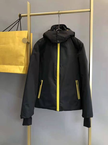 2020 paris italy down jackets casual street fashion pockets warm men women couple outwear jacket zdlf1226, Black
2020 paris italy down jackets casual street fashion pockets warm men women couple outwear jacket zdlf1226, Black