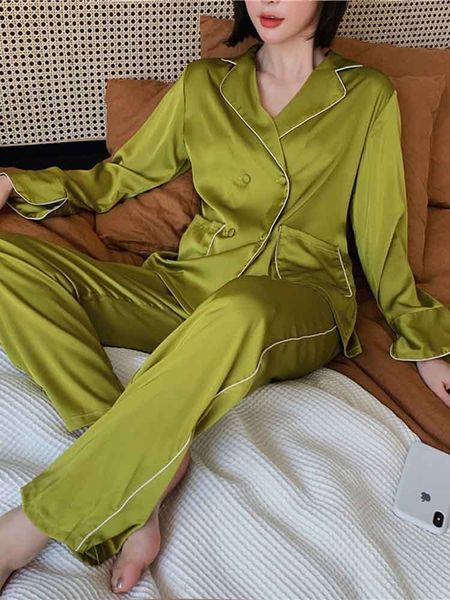 liiundr double breasted summer pajamas women long sleeve fuax silk sleepwear 2 piece set women night suit home wear pijamas 1583 t200429, Black;red
liiundr double breasted summer pajamas women long sleeve fuax silk sleepwear 2 piece set women night suit home wear pijamas 1583 t200429, Black;red