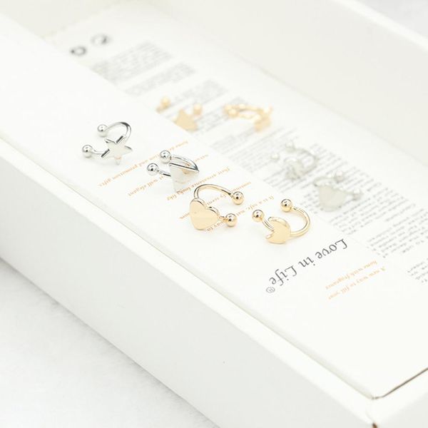 sumeng new fashion small gold посеребренные медные луны клевера звезды сердца треугольник без пронков серьги ушла для женщин 2020 sqczdg, Silver
sumeng new fashion small gold посеребренные медные луны клевера звезды сердца треугольник без пронков серьги ушла для женщин 2020 sqczdg, Silver