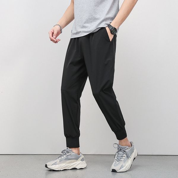 men's spring and autumn 2020 new four side elastic overalls trend versatile sports casual pants leggings, Black
men's spring and autumn 2020 new four side elastic overalls trend versatile sports casual pants leggings, Black