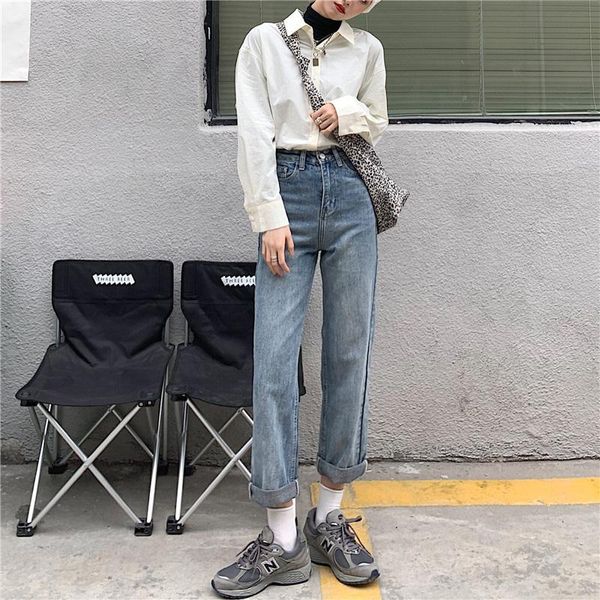 korean spring and autumn new retro hong kong style high waist solid blue wide leg jeans women street loose wild straight pants
korean spring and autumn new retro hong kong style high waist solid blue wide leg jeans women street loose wild straight pants