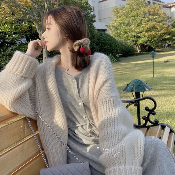 winter plus size knitted solid sweater women clothing 2020 khaki beige pink oversize cardigans loose womens coats casual fashion lj201127, White;black
winter plus size knitted solid sweater women clothing 2020 khaki beige pink oversize cardigans loose womens coats casual fashion lj201127, White;black