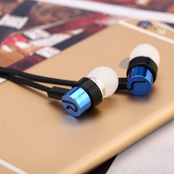 stereo earphone headphones 3.5mm universal noise cancelling in-ear headsets for iphone 6 7 plus samsung s8 s9 smartphones
stereo earphone headphones 3.5mm universal noise cancelling in-ear headsets for iphone 6 7 plus samsung s8 s9 smartphones