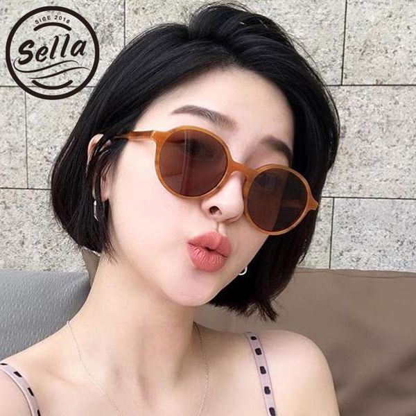 sunglasses sella arrival women fashion oversized round street trending wood grain brown transparent frame sun glasses shade, White;black
sunglasses sella arrival women fashion oversized round street trending wood grain brown transparent frame sun glasses shade, White;black