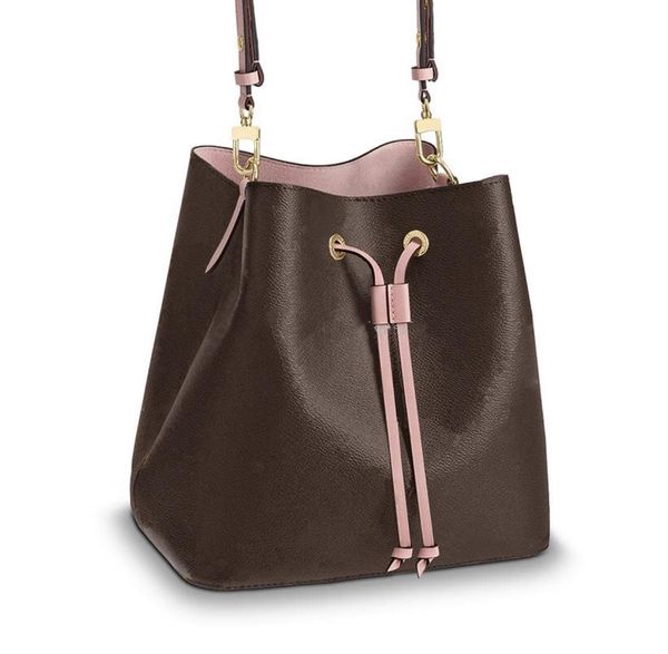 new fashion big capacity high class drawstring wide shoulder crossbody genuine leather bucket bag
new fashion big capacity high class drawstring wide shoulder crossbody genuine leather bucket bag