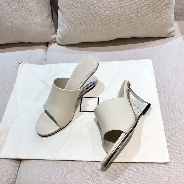 2020 new style sandals main season of spring and summer imported leather sheepskin women's fashion luxury single shoes size 35-40, Black
2020 new style sandals main season of spring and summer imported leather sheepskin women's fashion luxury single shoes size 35-40, Black