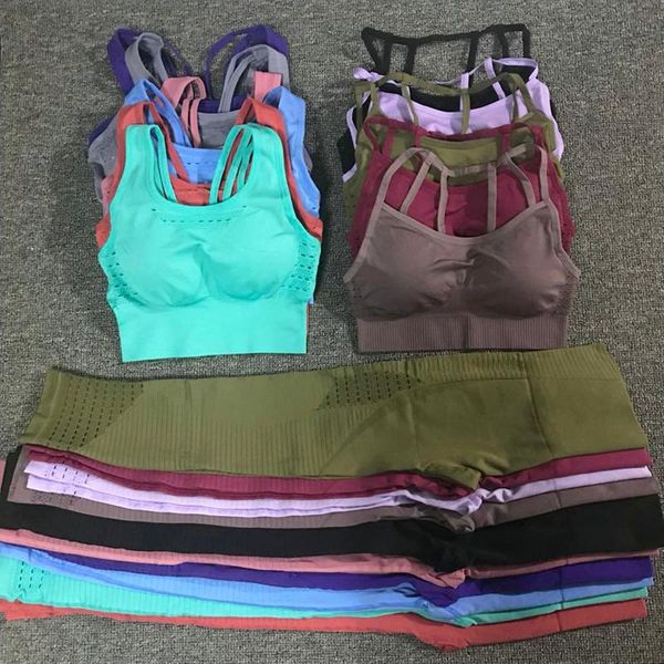 24 color 2pc/set sports suits seamless yoga set women fitness clothing sportswear gym leggings padded push-up strappy sports bra, White;red
24 color 2pc/set sports suits seamless yoga set women fitness clothing sportswear gym leggings padded push-up strappy sports bra, White;red