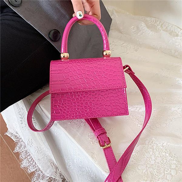 mini small square bag 2021 new fashion quality pu leather women's handbag alligator leather shoulder messenger bags totes
mini small square bag 2021 new fashion quality pu leather women's handbag alligator leather shoulder messenger bags totes