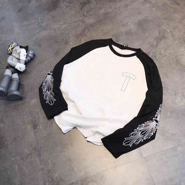 2022 factory wholesale new model letter printed long t-shirt women's autumn raglan sleeve round neck loose casual couple bottoming shir, White
2022 factory wholesale new model letter printed long t-shirt women's autumn raglan sleeve round neck loose casual couple bottoming shir, White