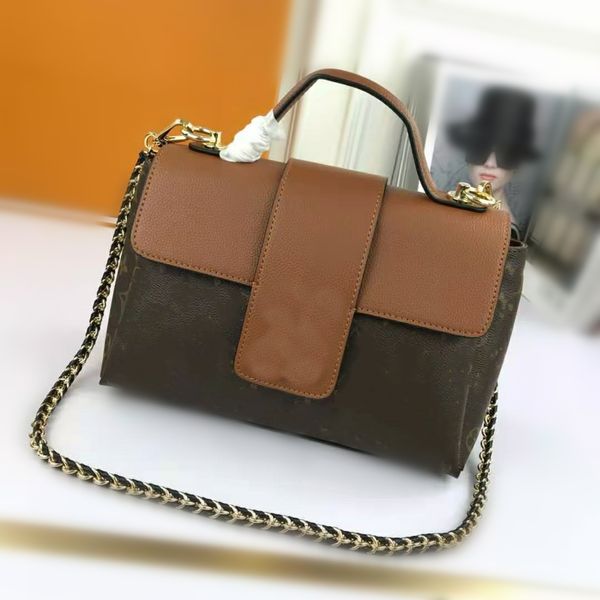2020 new fashion one shoulder letter classic messenger handbag trend new lady bag card bag wallet cosmetic bag
2020 new fashion one shoulder letter classic messenger handbag trend new lady bag card bag wallet cosmetic bag