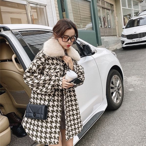 mishow winter women new kroean style elegant lapel woolen coat female fur collar mid long outwear jacket lj201202, Black
mishow winter women new kroean style elegant lapel woolen coat female fur collar mid long outwear jacket lj201202, Black