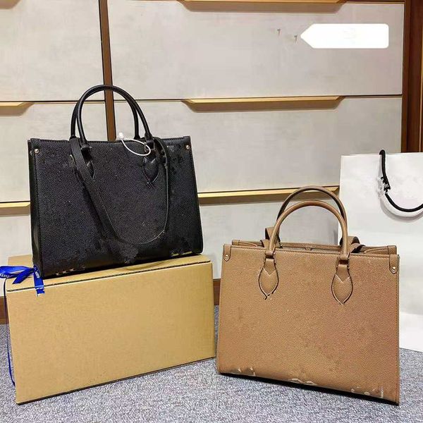printing color matching shopping bag handbag large capacity one shoulder laphandbag embossing leather bags for women totes high quality
printing color matching shopping bag handbag large capacity one shoulder laphandbag embossing leather bags for women totes high quality