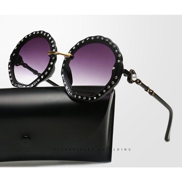 sunglasses fashion crystal rimless women vintage metal frame polygon black gradient woman oculos uv400, White;black
sunglasses fashion crystal rimless women vintage metal frame polygon black gradient woman oculos uv400, White;black