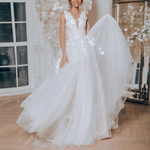 plus size a line wedding dresses 2021 v neck appliqued lace boho garden bridal gowns corset back sweep train vestidos de novia, White
plus size a line wedding dresses 2021 v neck appliqued lace boho garden bridal gowns corset back sweep train vestidos de novia, White
