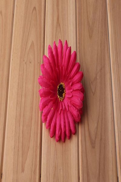 50pcs lot artificial gerbera chrysanthemum flower head silk petals for wedding decoration beach fun diy wreath silk flowers wmthsl
50pcs lot artificial gerbera chrysanthemum flower head silk petals for wedding decoration beach fun diy wreath silk flowers wmthsl