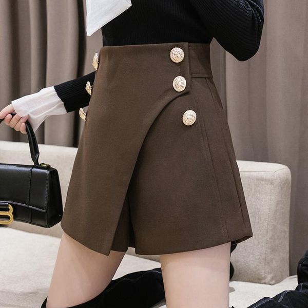 autumn winter woolen shorts skirt women korean fashion irregular thicken warm woman short pants double breasted wide leg shorts, White;black
autumn winter woolen shorts skirt women korean fashion irregular thicken warm woman short pants double breasted wide leg shorts, White;black