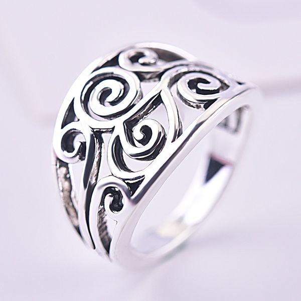 new fashion hollow flower brass ring retro thai silver black engagement ring for women cne fast shipping
new fashion hollow flower brass ring retro thai silver black engagement ring for women cne fast shipping