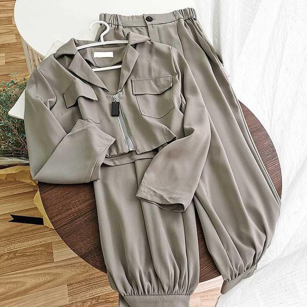 2020 autumn women 2 piece sets long sleeve short blouse shirt+high waist pockets pants korean style female sets 3 colors1, Gray
2020 autumn women 2 piece sets long sleeve short blouse shirt+high waist pockets pants korean style female sets 3 colors1, Gray