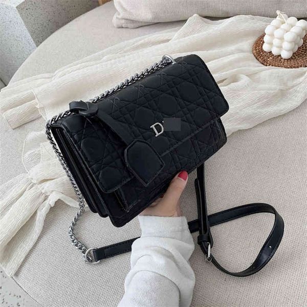 2022 factory wholesale new bag women's bag new simple and fashionable embroidered thread single shoulder messenger chain s small square
2022 factory wholesale new bag women's bag new simple and fashionable embroidered thread single shoulder messenger chain s small square