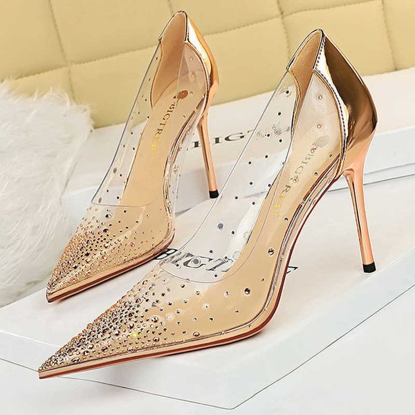 classic luxury designer shoes 2022 new pvc transparent heels women pumps sparkle 2022s high party stiletto large size 43 paris wholesale, Black
classic luxury designer shoes 2022 new pvc transparent heels women pumps sparkle 2022s high party stiletto large size 43 paris wholesale, Black